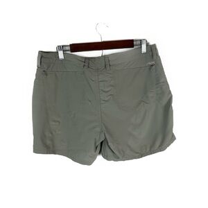 Michael Kors Classic Fit Mid-Rise Gray Shorts 12